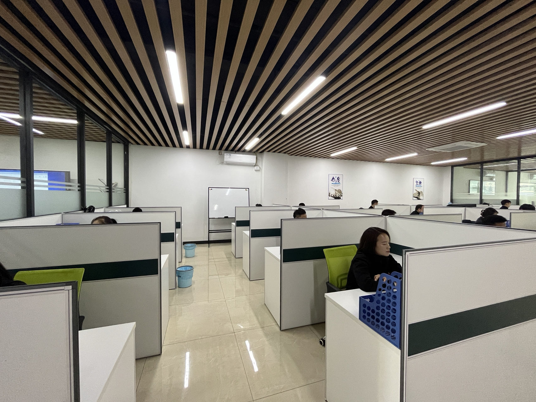 China Dongguan Lixiang Energy Technology Co., Ltd. Bedrijfsprofiel